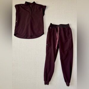 FIGS Scrubs Set burgondy Top & Jogger Medical Uniform pants small and top is Xs